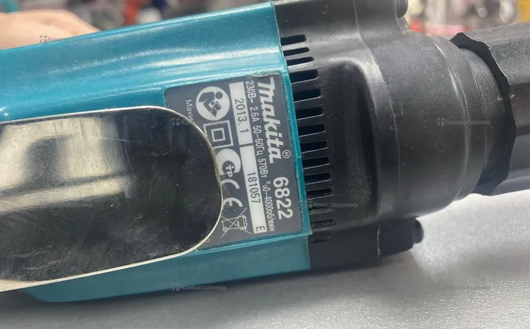Шуруповерт makita 6822