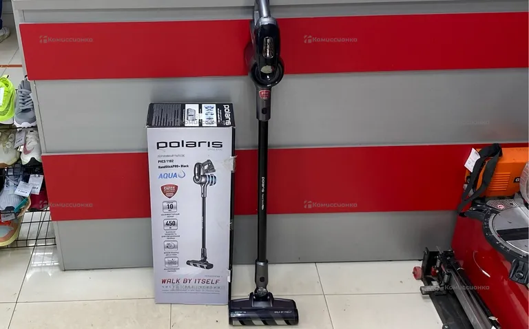 Пылесос вертикальный Polaris pvcs1102