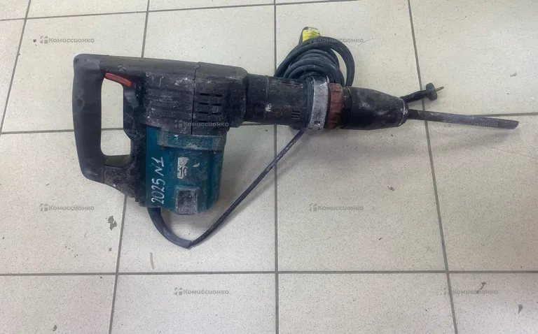 Молоток отбойный Makita HM1202c
