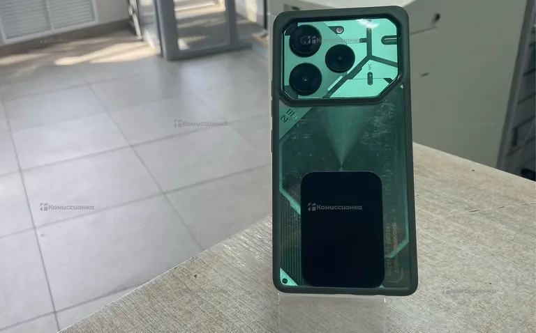 Tecno POVA 6 Pro 8/256GB