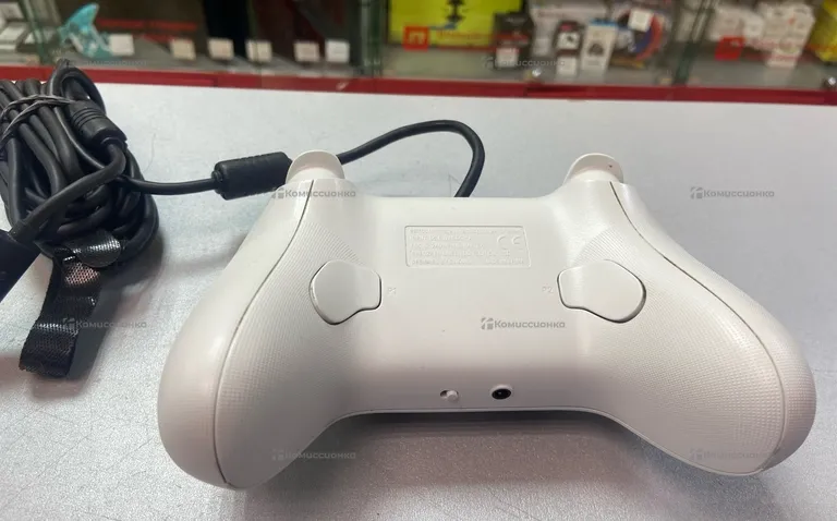 Геймпад проводной 8BitDo Ultimate for XBOX