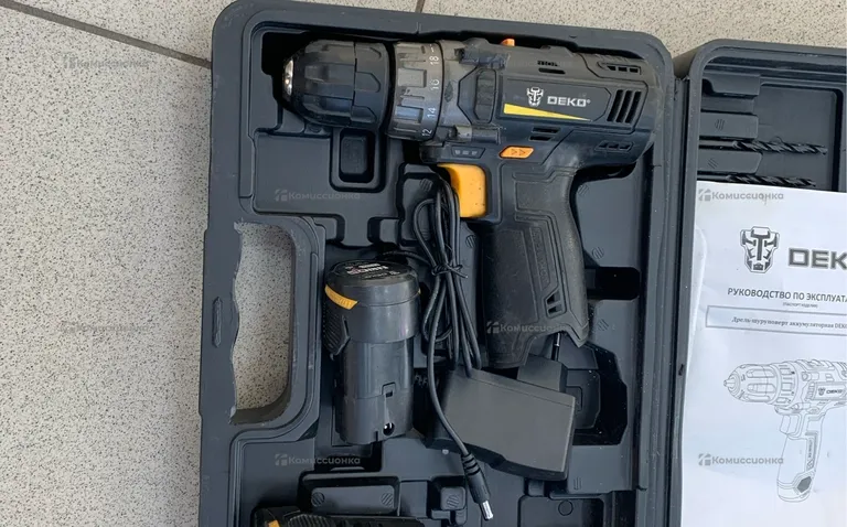 Аккумуляторная дрель-шуруповерт DEKO GCD12DU3 SET