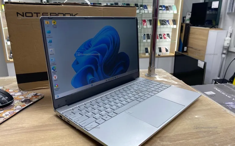 Ноутбук  Microsoft Notebook