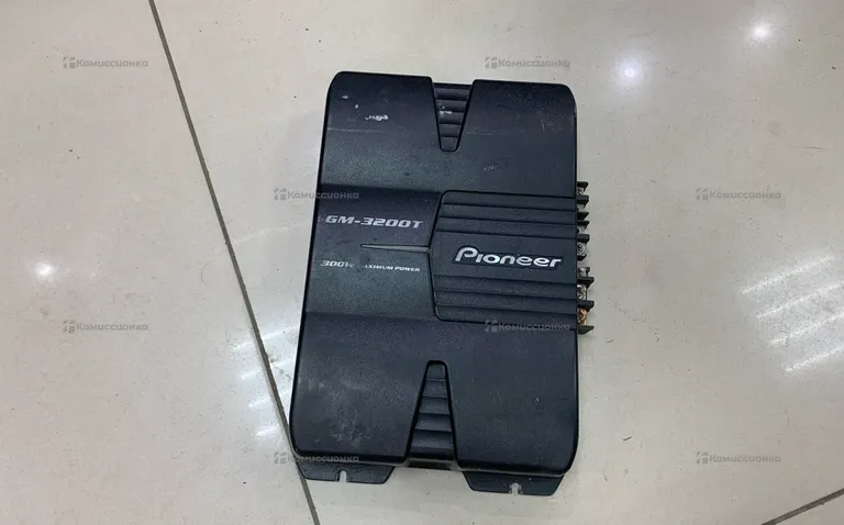 Усилитель Pioneer GM-3200T 300w