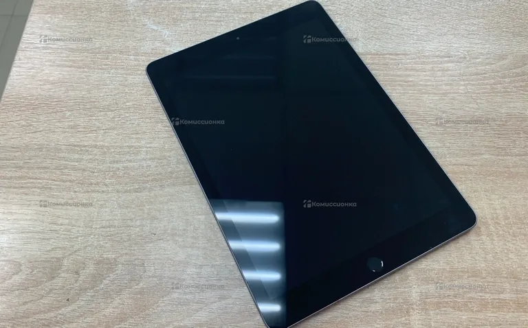 Планшет Apple Apple iPad 6 поколения 32GB