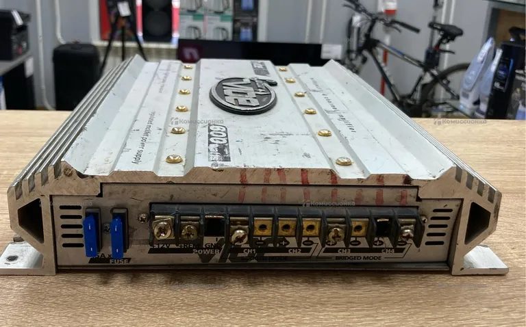 Усилитель  Vibe 411