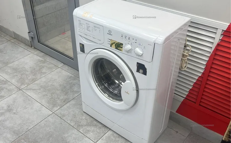 Стиральная машина  Indesit wiu105