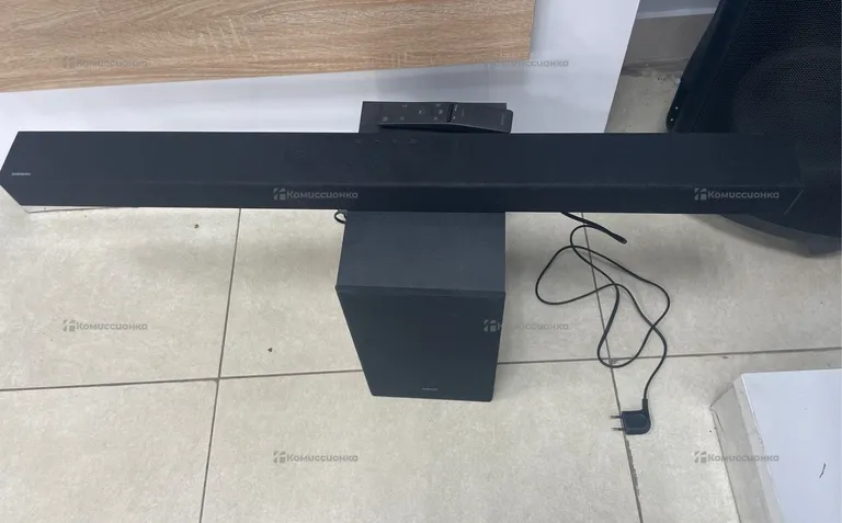 Колонка  саундбар Samsung
