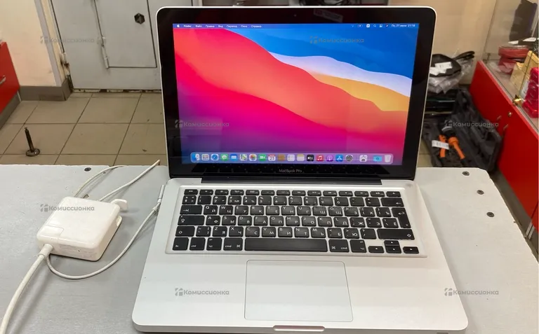 Ноутбук  MacBook Pro 2011