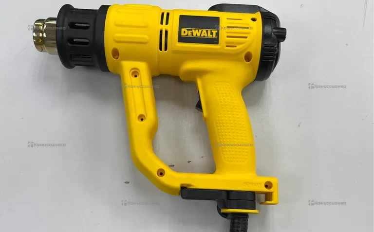 Профессиональный строительный фен dewalt D26414