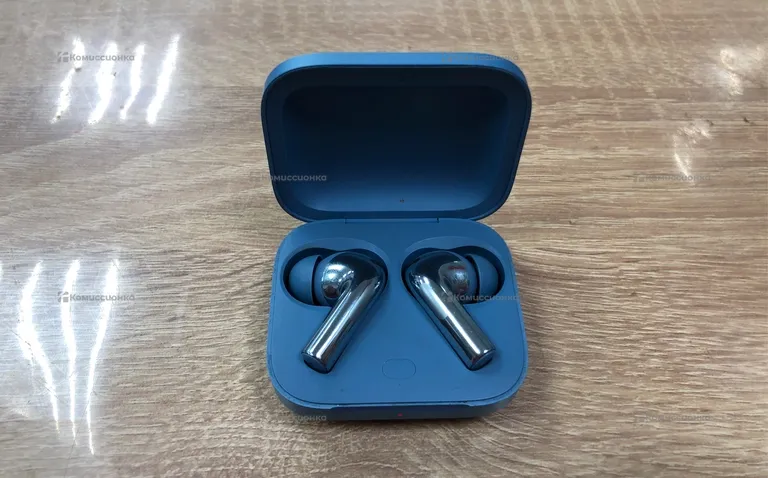 Наушники OnePlus Buds 3