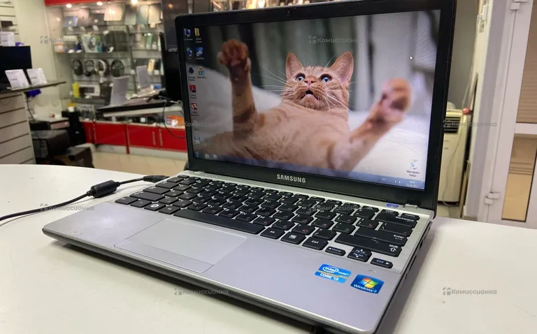 Нетбук Samsung i3-2310M