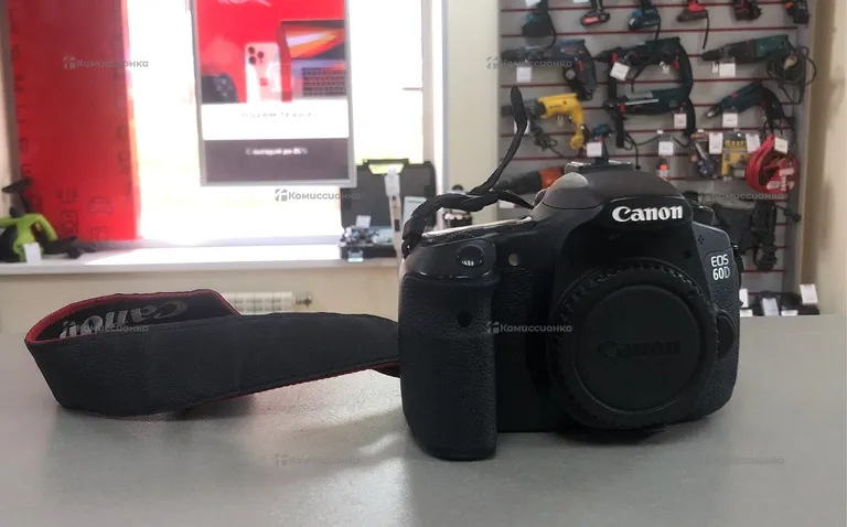 Фотоаппарат  Canon EOS 60D