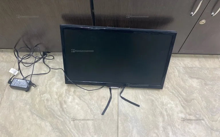 Телевизор Samsung UE22F5000AK