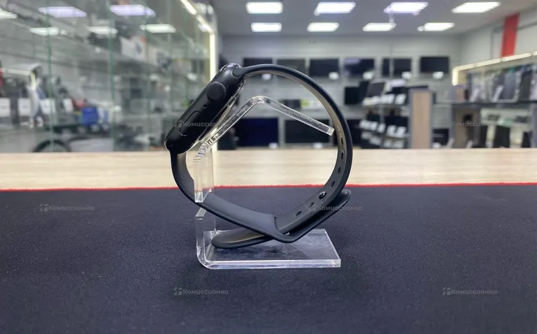 Часы  APPLE WATCH SE