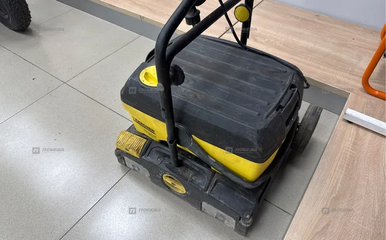 Поломоечная машина Karcher Commercial BR 40/10 C