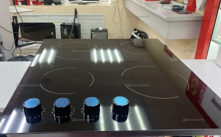 Электрическая плита  Electrolux