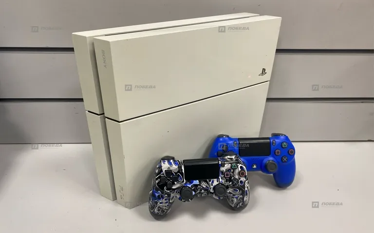 Приставка Sony PlayStation 4 Fat 500