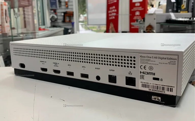 Приставка Xbox One S 1 ТБ без дисковода
