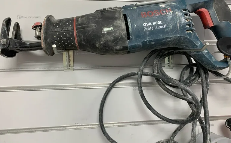 Пила Bosch GSA 900 E Professional