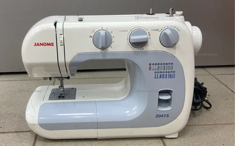 Швейная машина  Janome 2041s