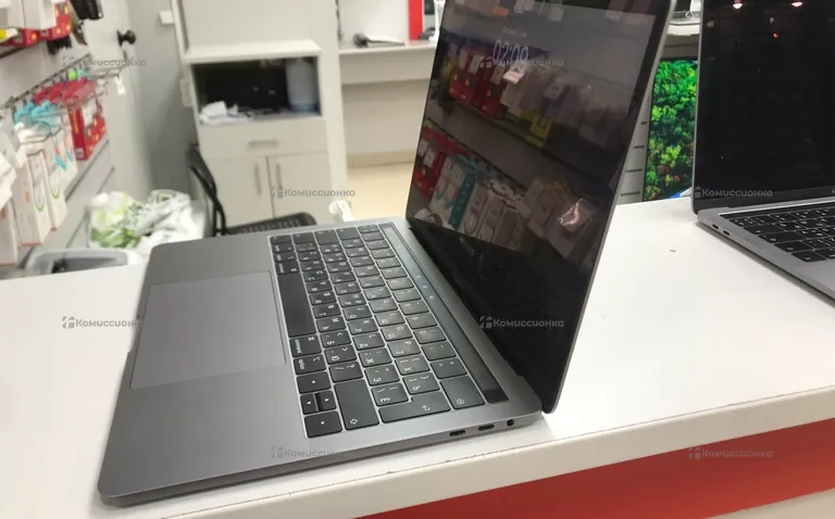 MacBook Pro 13 2019 i7