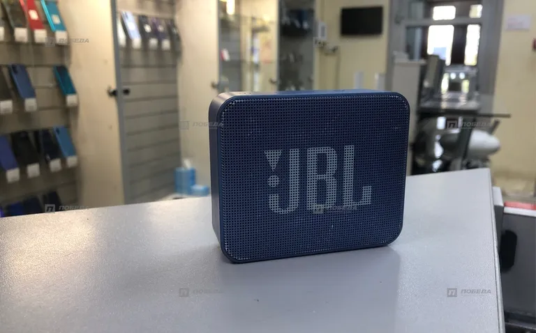 Портативная колонка JBL