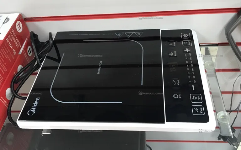 Индукционная плитка Midea