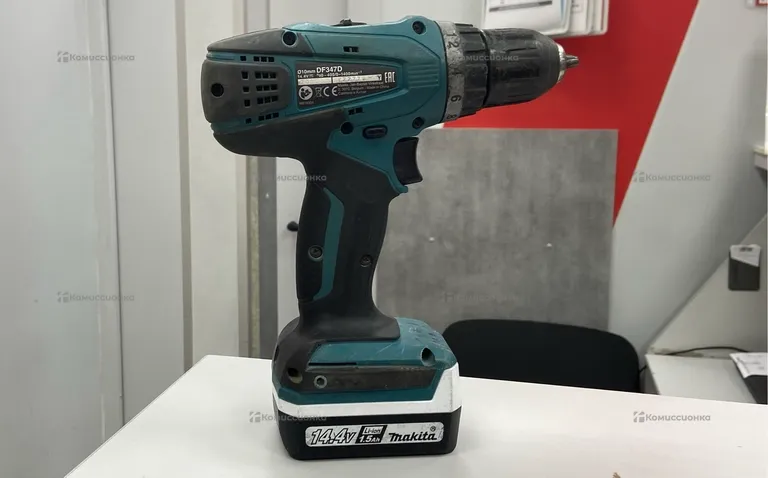 Шуруповерт Makita DF347D