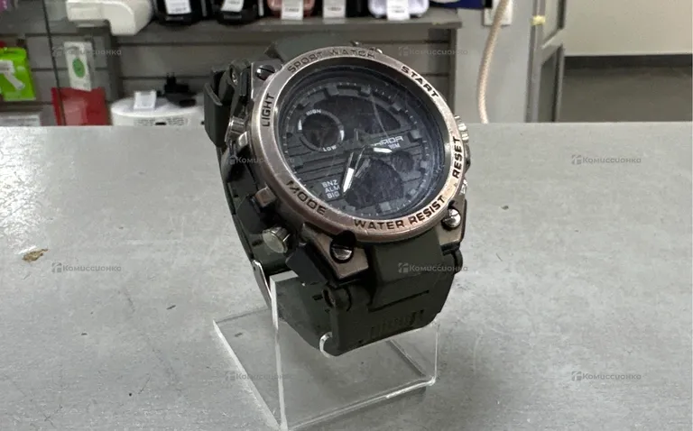 Часы  Casio