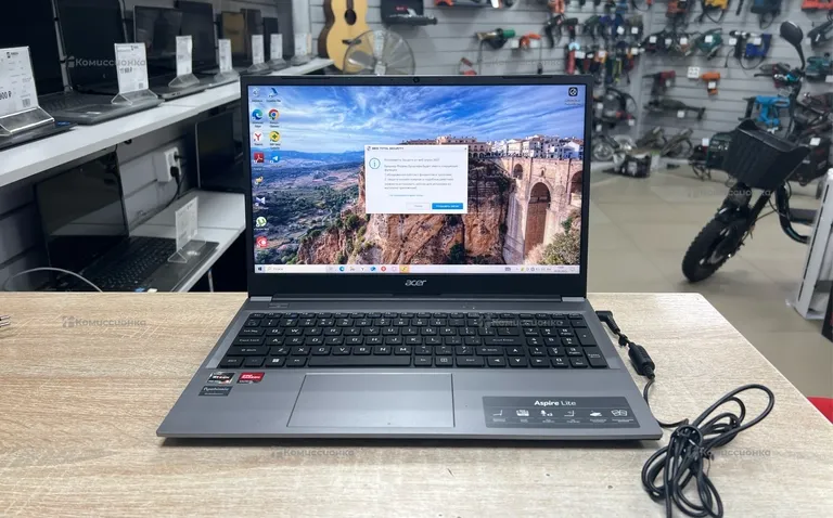 Ноутбук Acer Aspire Lite (AL15-41)