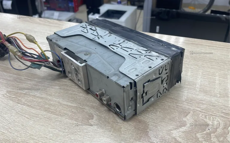 Автомагнитола  JVC KD-X135