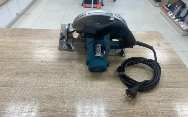 пила циркуляционная Makita HS7601