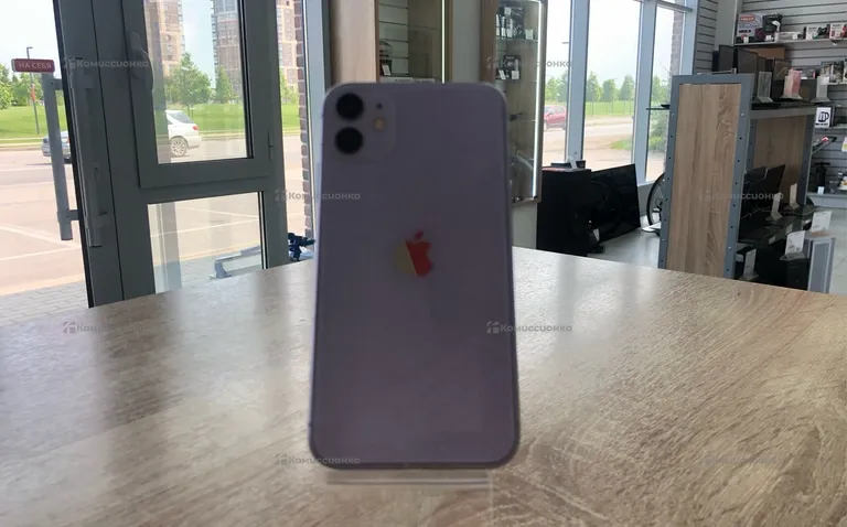 Apple IPhone 11 64 ГБ