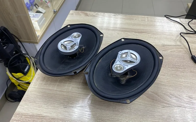Колонки JBL CS3196