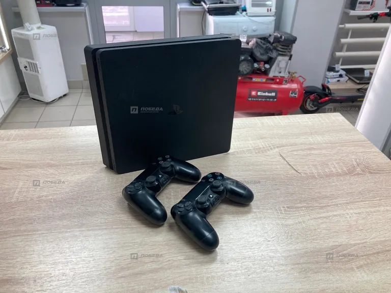 PS4. Slim 500Gb