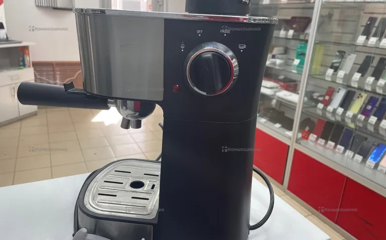 Кофеварка Polaris pcm 2020
