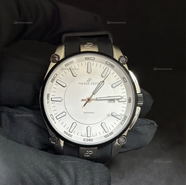Часы  Pierre Petit P-818