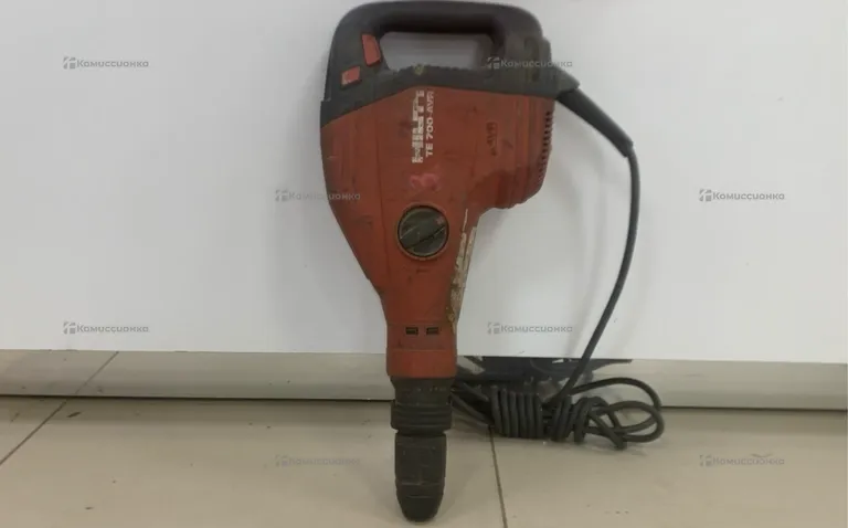 Отбойный молоток HILTI TE 700-AVR 230V
