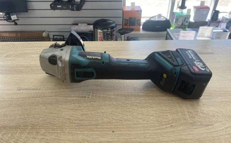 Brushless angle grinder УШМ