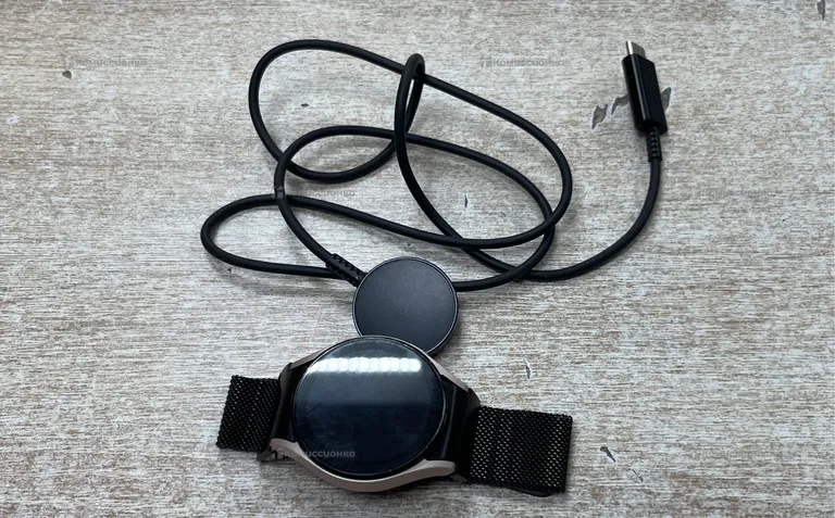 Часы Samsung Galaxy Watch 5 40mm