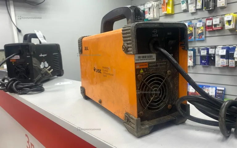 Сварочный аппарат Сварог REAL ARC 200 (Z238N)