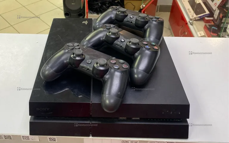 Приставка PS4. PS Fat 500
