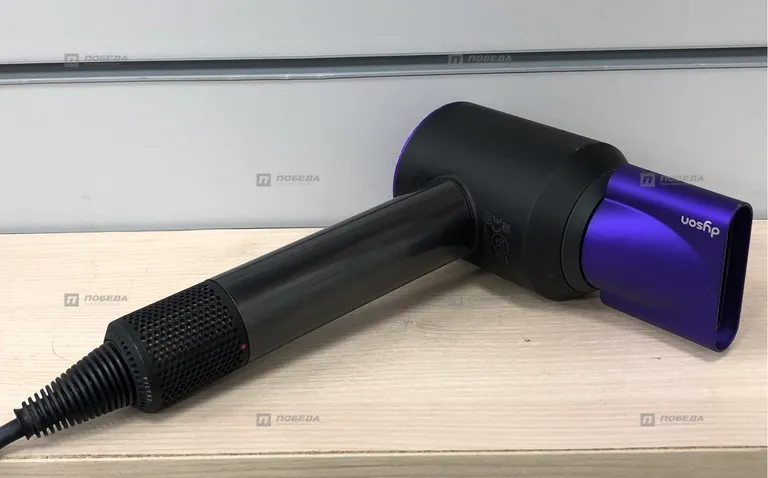 dyson hd03