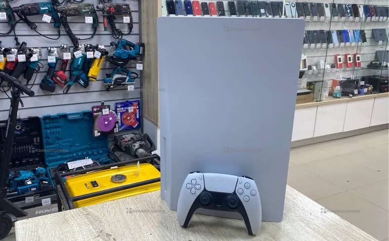 Приставка PS5 с дисководом
