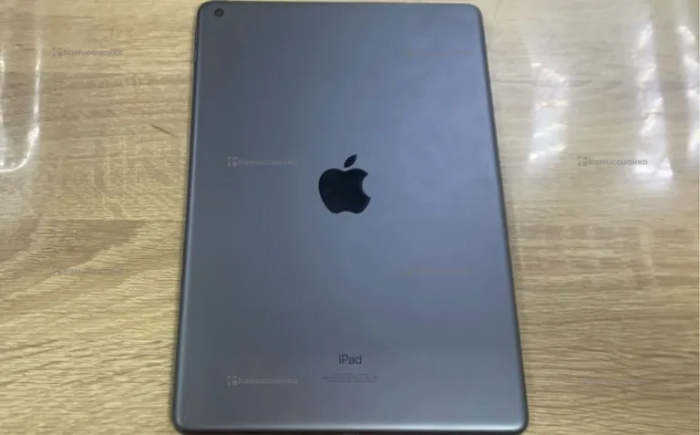 Планшет Apple iPad 9 поколения 256гб Wi-Fi