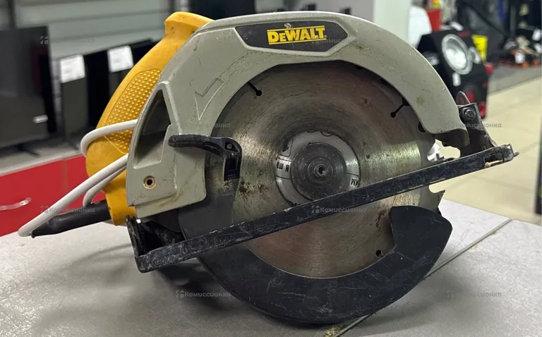 Дисковая пила dewalt DWE575K