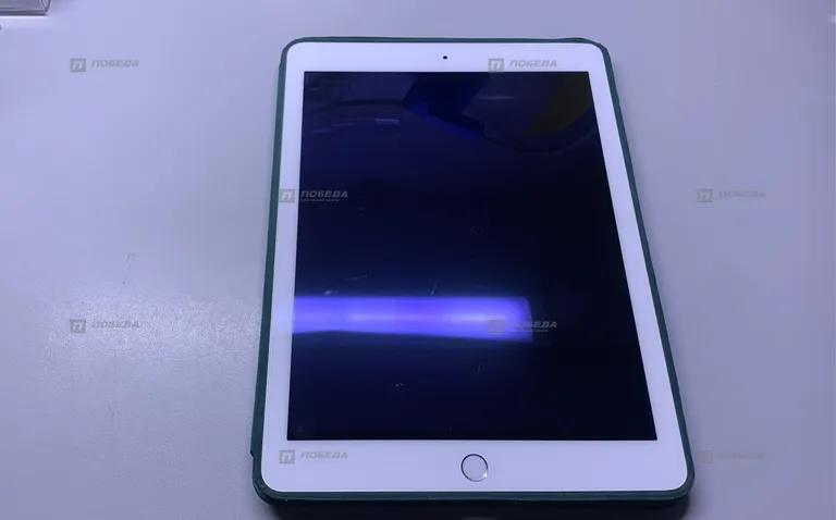 Apple планшет Apple iPad Air 2