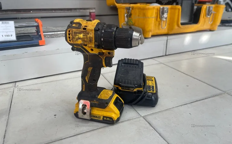 Аккумуляторная дрель-шуруповерт DeWALT DCD708N