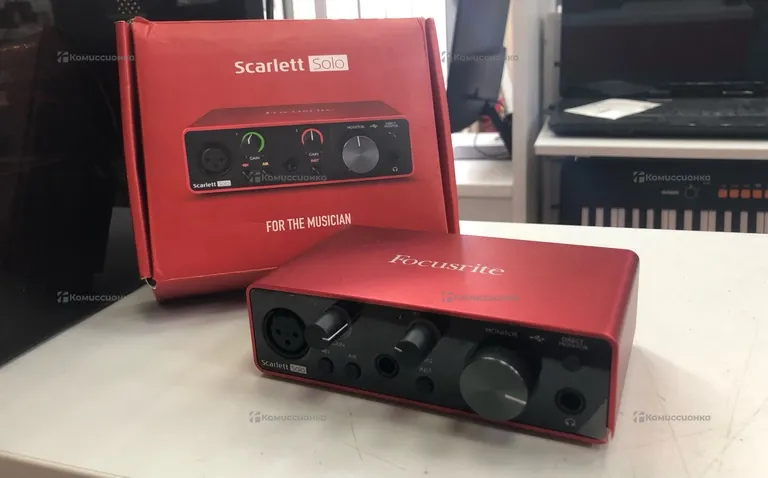 Звуковая карта Focusrite Scarlett Solo